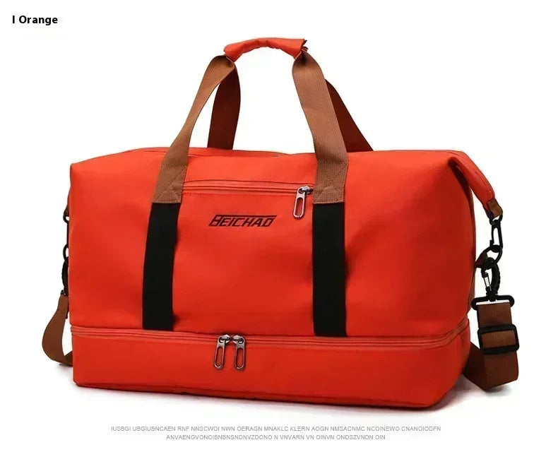 Large-capacity travel and gym bag