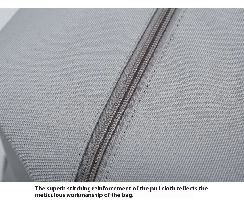 Large-capacity travel and gym bag