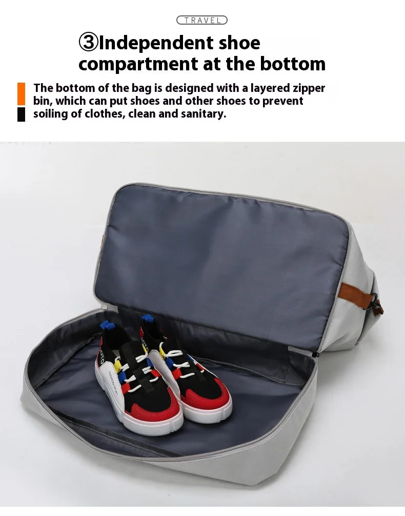 Large-capacity travel and gym bag