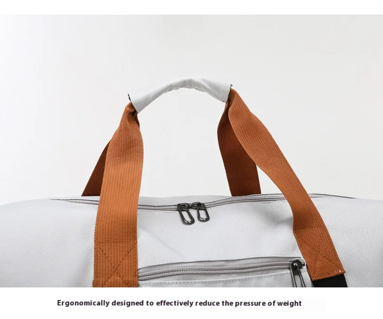 Large-capacity travel and gym bag